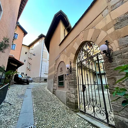 Lägenhet Torretta House